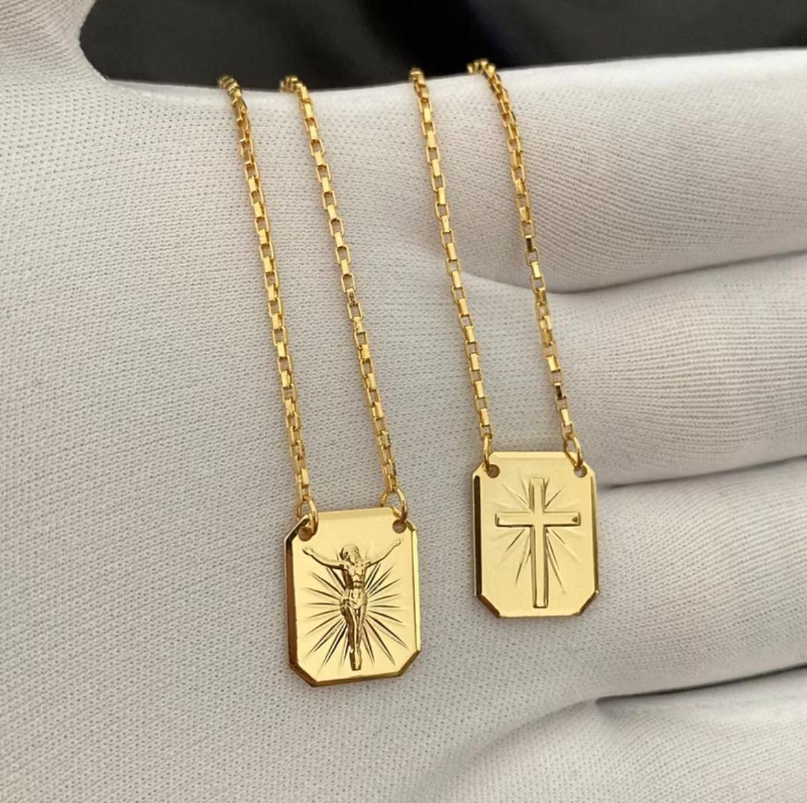 Escapulário com placa Cruz e Jesus Cristo Cruscifixo