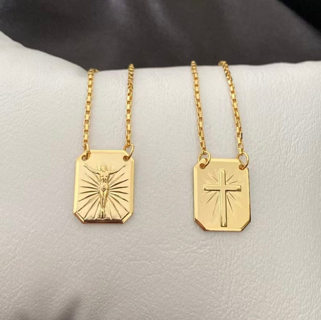 Escapulário com placa Cruz e Jesus Cristo Cruscifixo